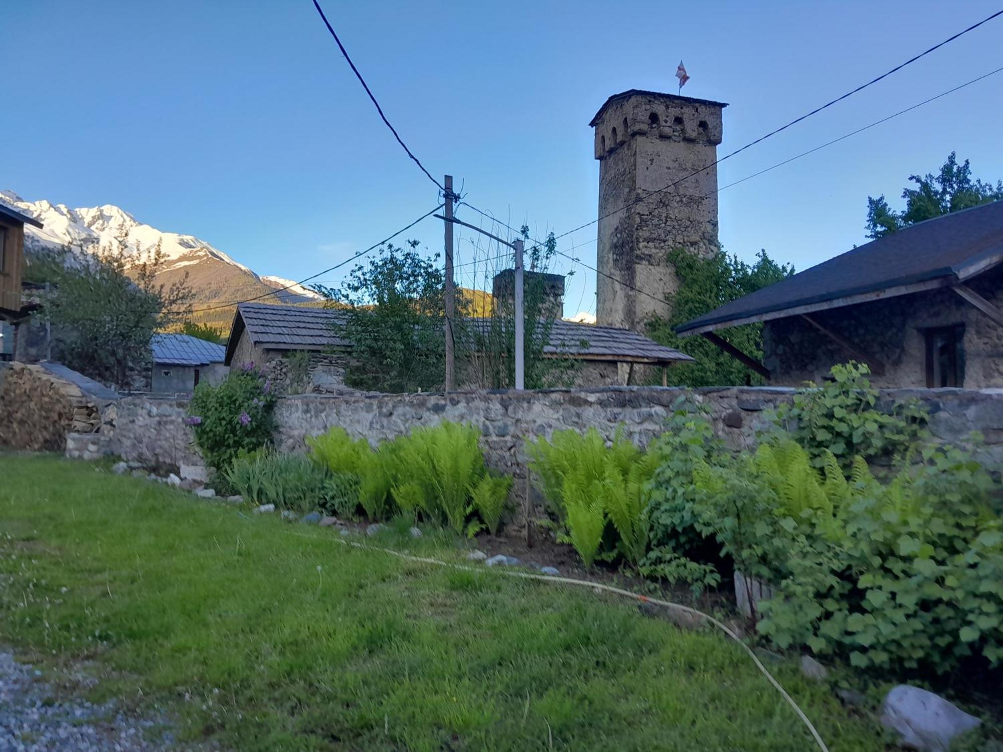 Bapsha Guesthouse Mestia Exterior photo