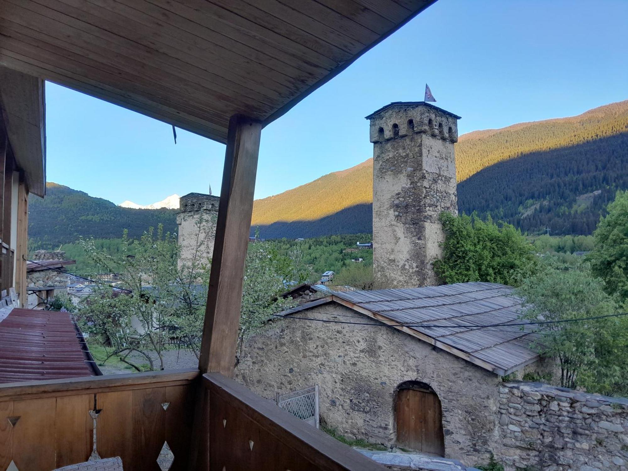 Bapsha Guesthouse Mestia Exterior photo